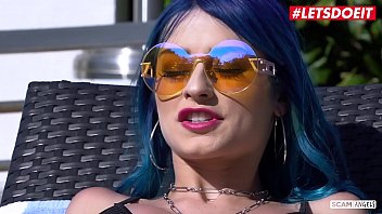LETSDOEIT - Sexy Teenagers Emily Willis And Jewelz Blu Are Sharing Daddy's Cock Outdoor