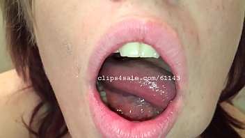 Vore Video Female Showing Her Oral Cavity