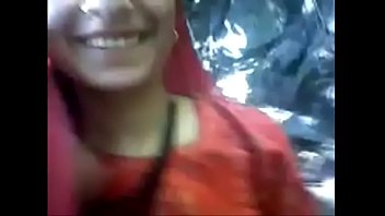 Indian Desi Village Girl Fucked by BF in Jungle Porn Video