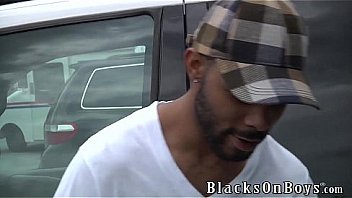 Jayden Jones Assrides A Big Black Cock