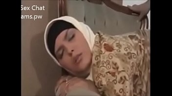 Beautiful Big Boobs girl in Hijab on Live Chatting front on webcam