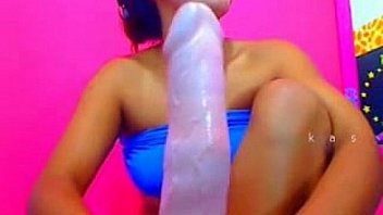 Sexy Latina Dildos her big ass on live webcam